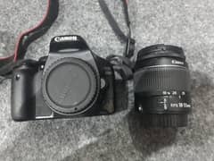 canon 550D with 18.55 lens bag battery charger