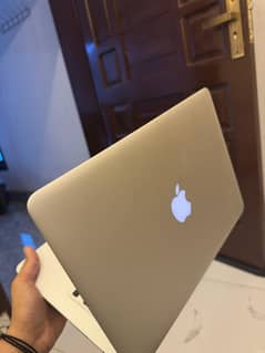 MacBook air 13 inch 2017 model