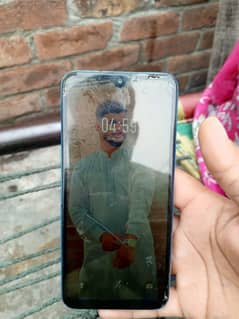 8/128 chlny ma bilkul ok ha wasay glass change hona or back b