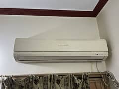 LG made in korea lec180mo 10/10 condition