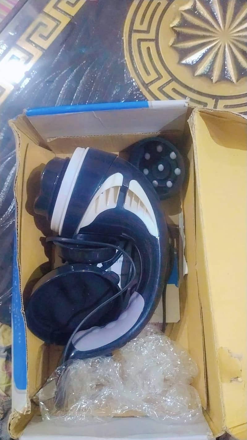 massager like a new not use at all with box all things are original 1