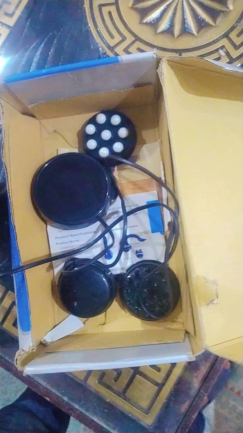 massager like a new not use at all with box all things are original 3