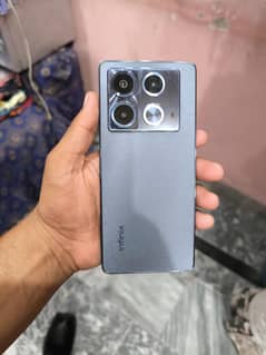 Note 40 8+8/256