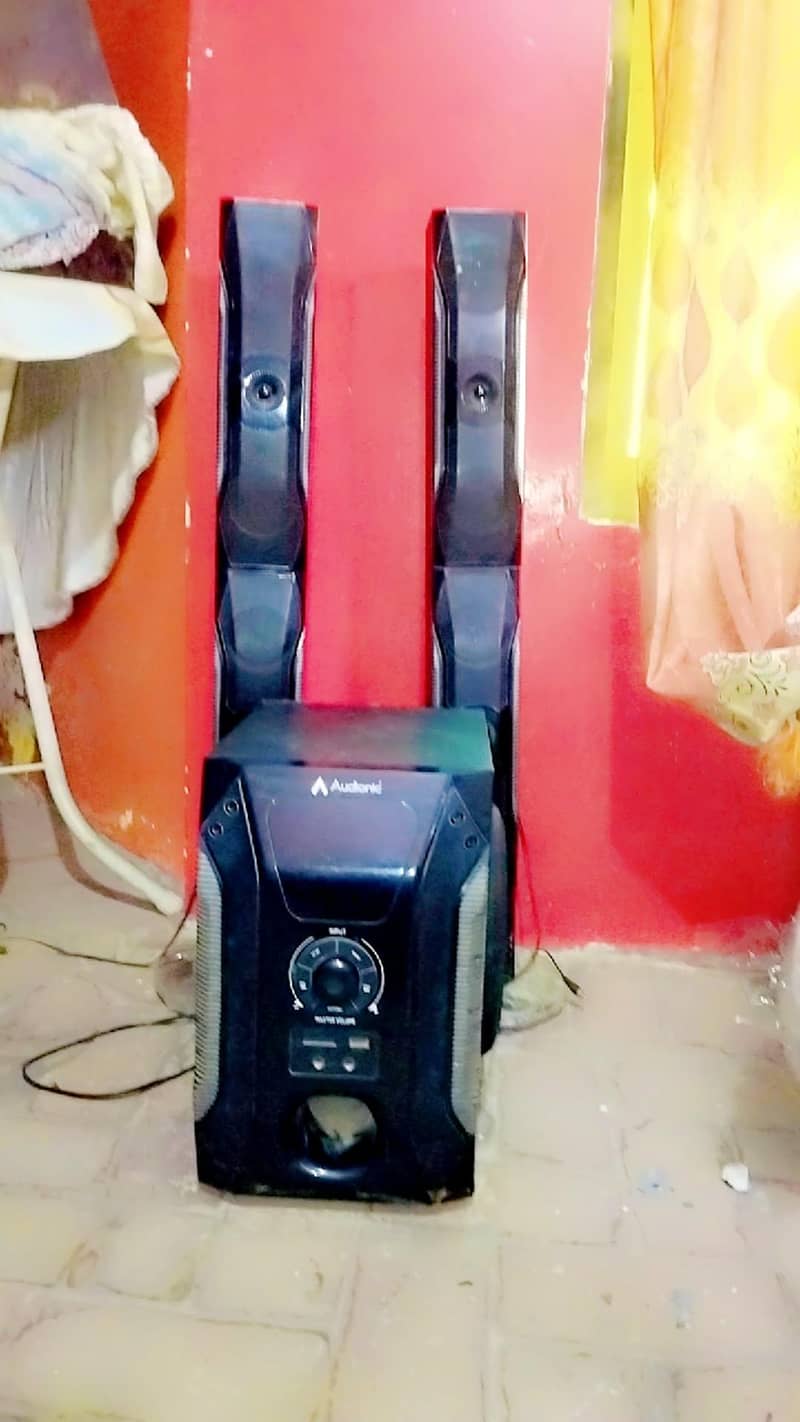 audionic speaker in good condition fully new condition 1