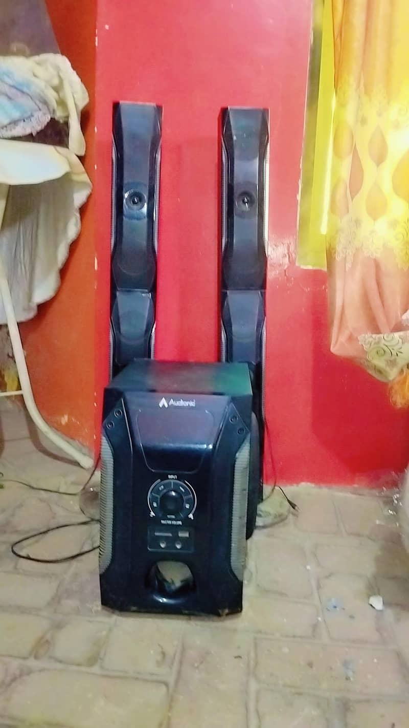 audionic speaker in good condition fully new condition 2