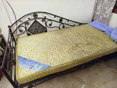 Single wrought iron bed with foam mattress for sell