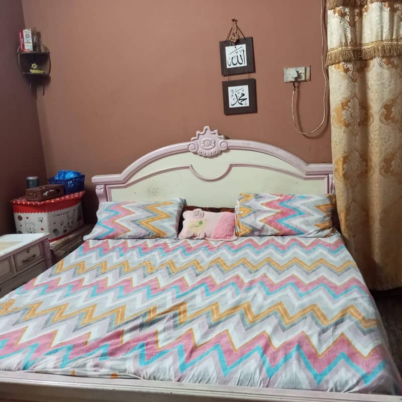 Bed with Side Tables + Dressing table 2