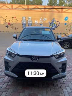 Toyota raize  full option