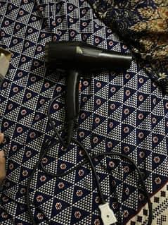 REMILGTON HAIR DRYER