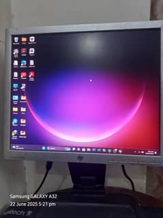 HP Compaq LA1956x 19″ Monitor – Perfect Working Condition