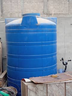 1000 gallons Water tank
