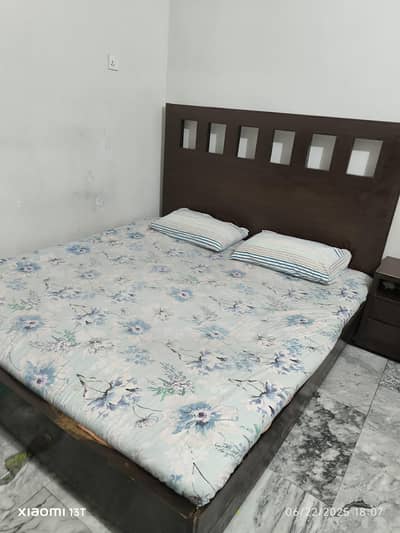 wooden bed for sale for cheap