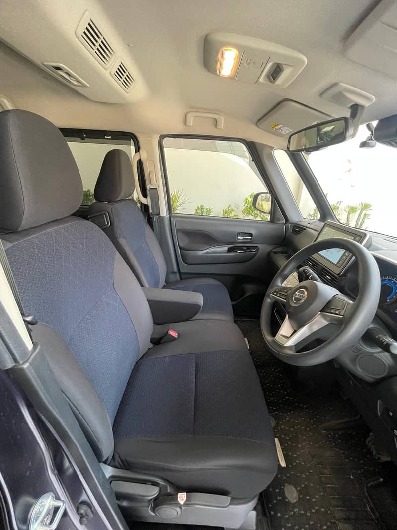 nisaan is highly comfortable condition like new With all new features 6
