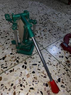 Hand juicer and potato cutter