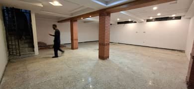 I-9 SEPARATE PLAZA 3400 SQ. FEET NEAR TO METRO STOP REAL PICS ATTACHED