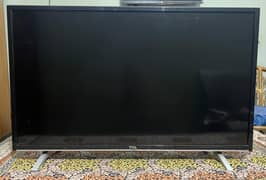 TCL 32 inches Smart LED TV