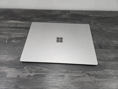 Microsoft Surface Laptop (1st Gen)