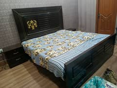 King size like new bed