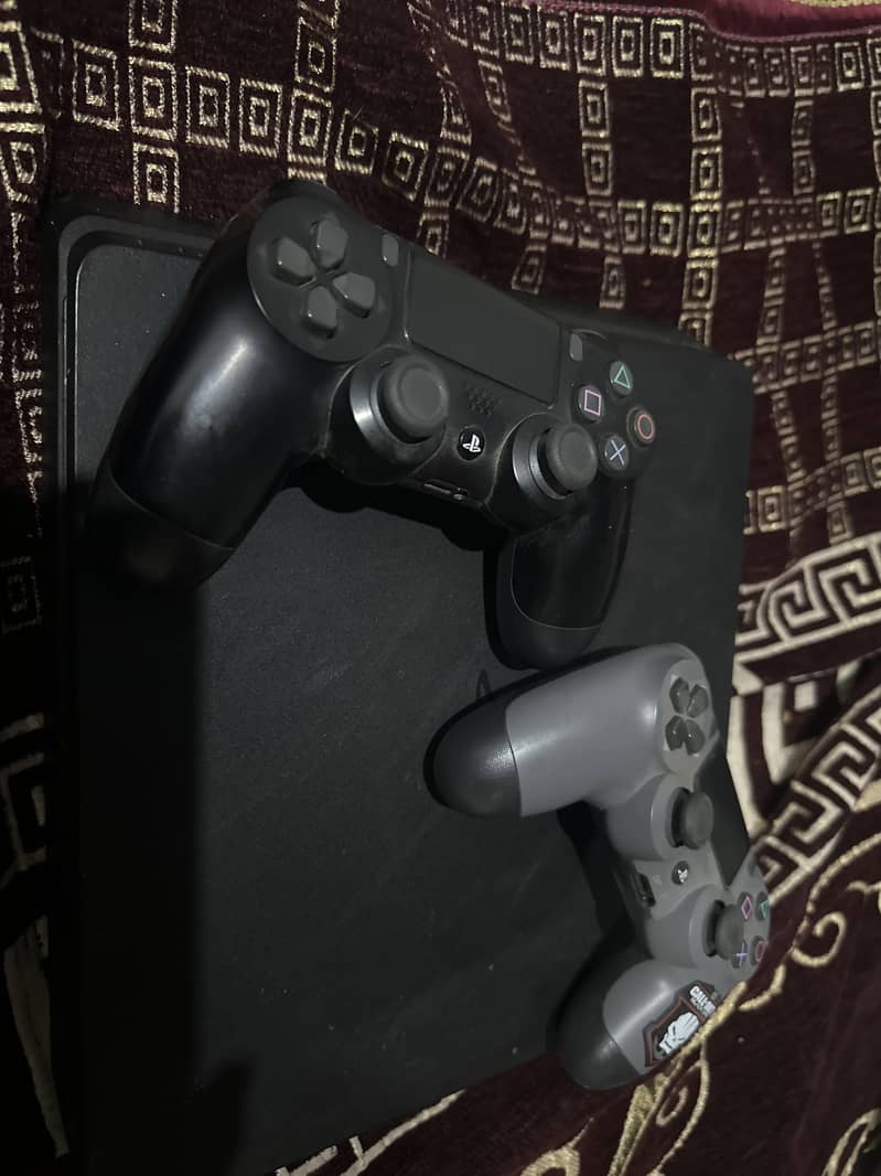 Ps4 slim addition 60+ games installed 3tb memory 5