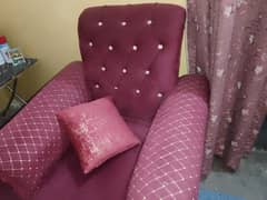 dressing /bed set all sofa 4 month use sides tables also choki bed