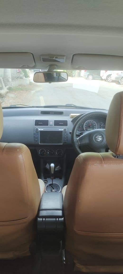 Suzuki Swift automatic  Lahore Register  Model: 2019 Register: 2019 9
