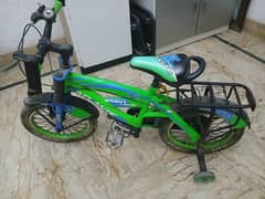 Adjustable seat and handle kids cycle
