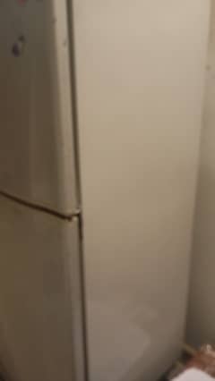 Dawlance fridge fullsize available fr sale 03124757667