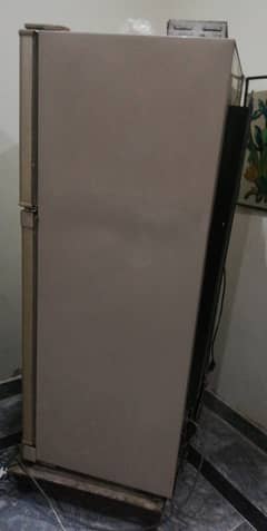 Dawlance 9170WBD Double Door Refrigerator – Excellent Condition