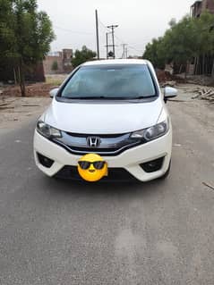 Honda Fit 2014/17 Neat and Clean!