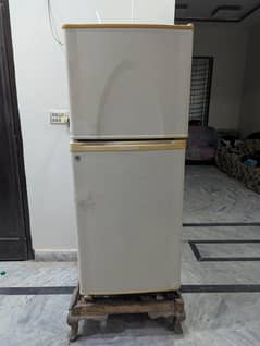 Dawlance Normal Size Fridge