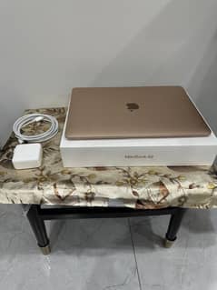 MacBook