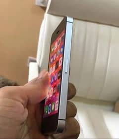 iPhone 5S ram64GB PTA approved my WhatsApp number 03290364327