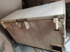 Waves deep freezer for sale 30000