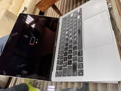Apple Macbook Air M1 16GB Ram 512 SSD