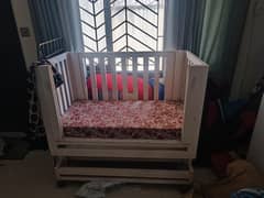 4'by2.5' wooden bed