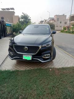 MG HS