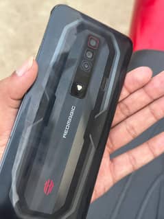 ZTE nubia redmajic7