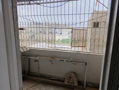 3RD FLOOR FLAT 2 BED DRAWING LOUNGE FOR SALE