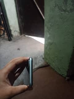 vivo y20 4/128 Mobile ,Box and charger