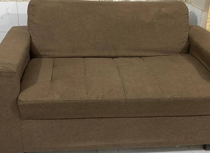 7 setter sofa set only 1 year used 2