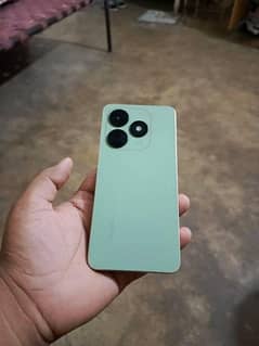 tecno Spark go 2024 4/64gb