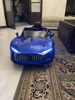 Just like new/kids car / battery operated car / kids electric car