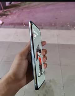 OnePlus8t