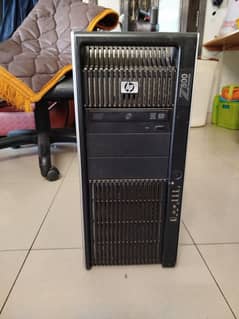 CPU quadcore 32 GB RAM 1 TB Harddrive