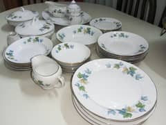 Dinner Set For Sale