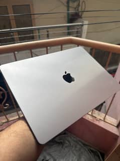Macbook Air M2 - 15 inch