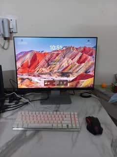 27 DELL Inch LED for sale, Bazelless Display