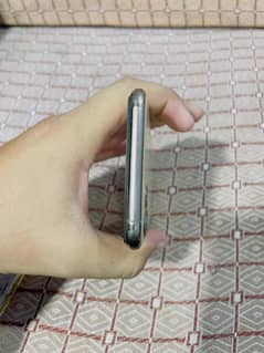 iphone 11 pro max pta Approve 256 gb With box