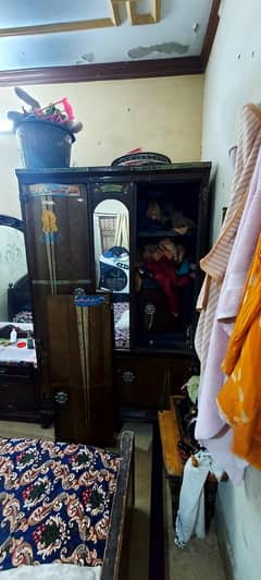 almari for sale  achi condition
