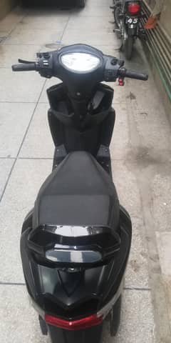 electric scooty for sale